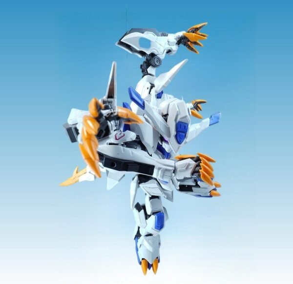 61d9obh3vvl. ac sl1080 .jpg EC 修羅道 SR-01 白鬼(BYAKI)組立プラモデルの展示画像 3